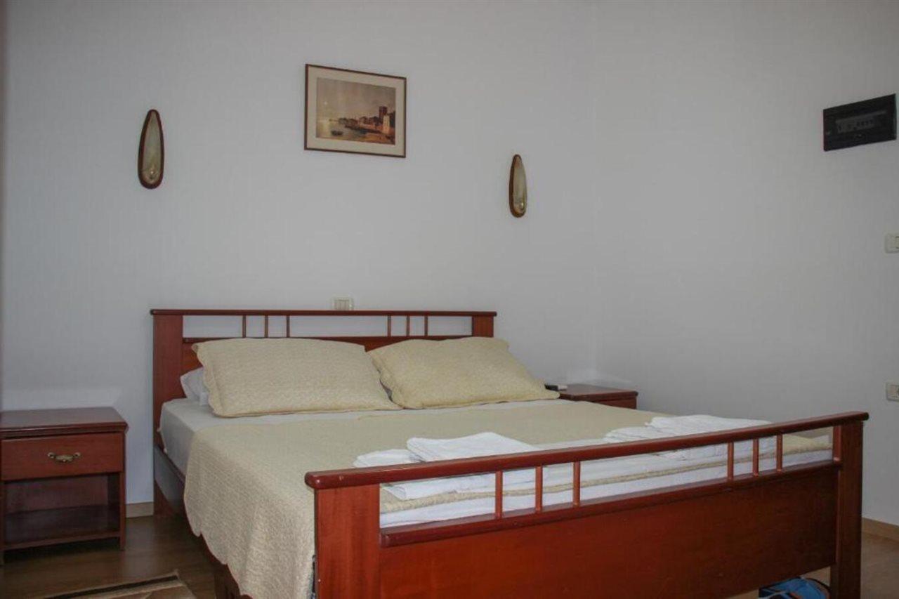 Hotel Bleta Gjirokastër Exteriör bild